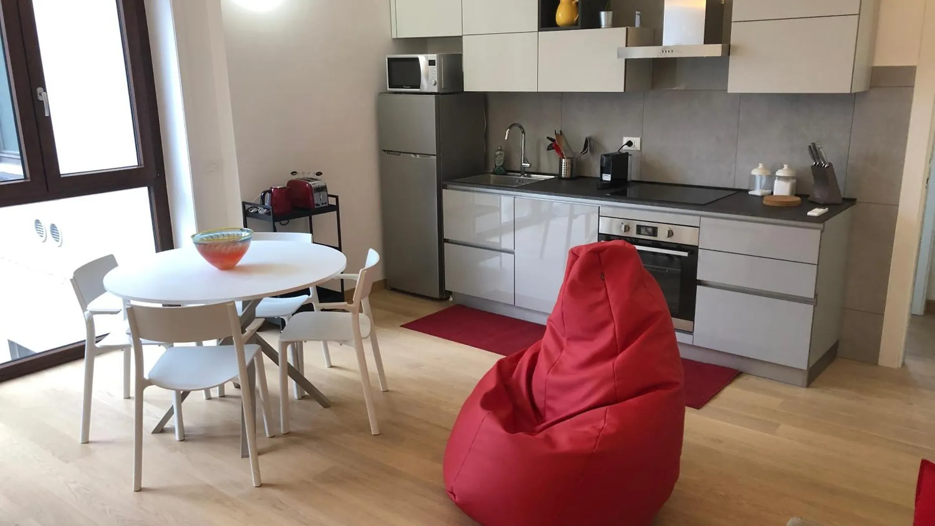 Music House - Carozzi Apartments Milán